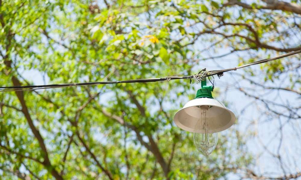 How To Hang Outdoor Lights Without Nails