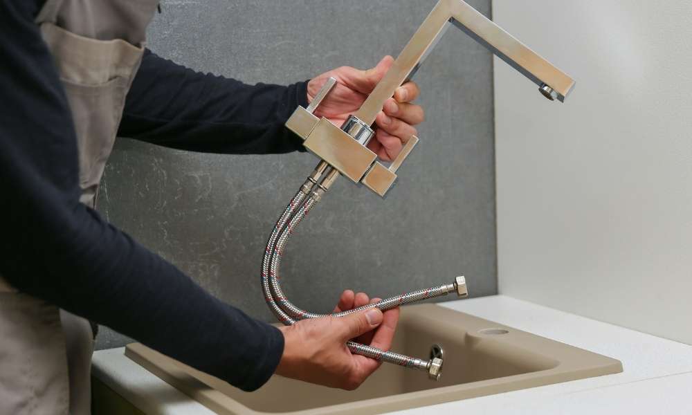 How to Change Kitchen Faucet